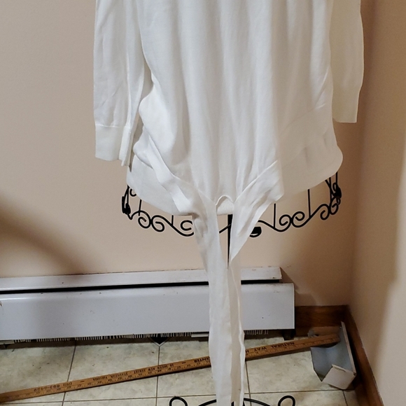 Closet Clean Out - 🛍️ Halogen white shirt with tie size M - Picture 5 of 7